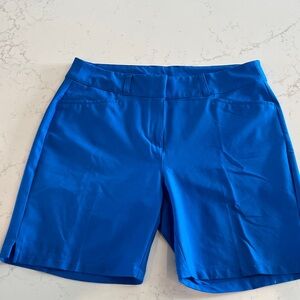 Adidas women’s golf shorts size 8